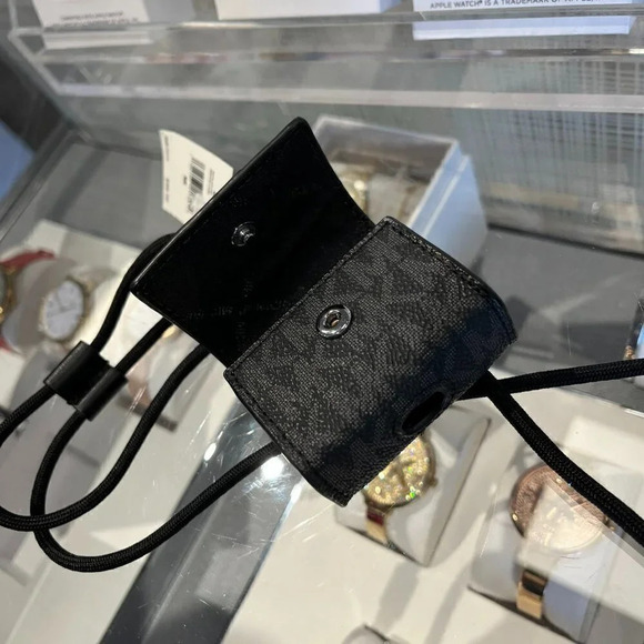 MICHAEL KORS HUDSON LOGO LANYARD CASE FOR APPLE AIRPODS PRO - Picture 3 of 8